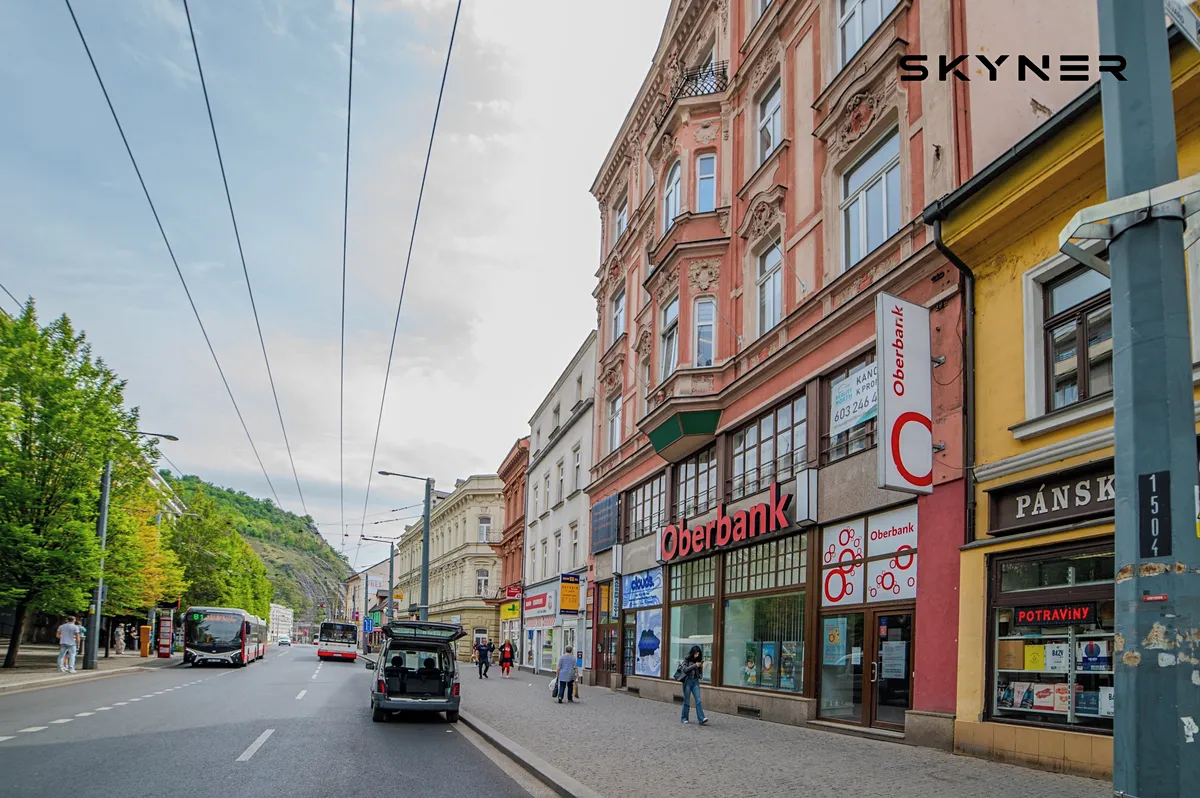 Pronájem kanceláře 178 m²